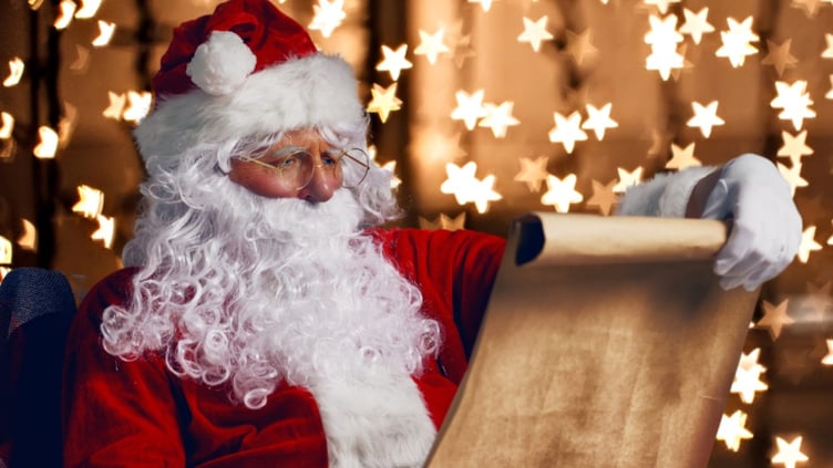 Santa returns to Carew Castle this Christmas