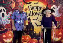 Saundersfoot care home residents on song for Hallowe’en with Robbie Lee