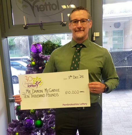Winner of the £10,000 Christmas Superdraw Damon McGarvie
