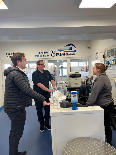 Henry Tufnell MP visits Swim Narberth