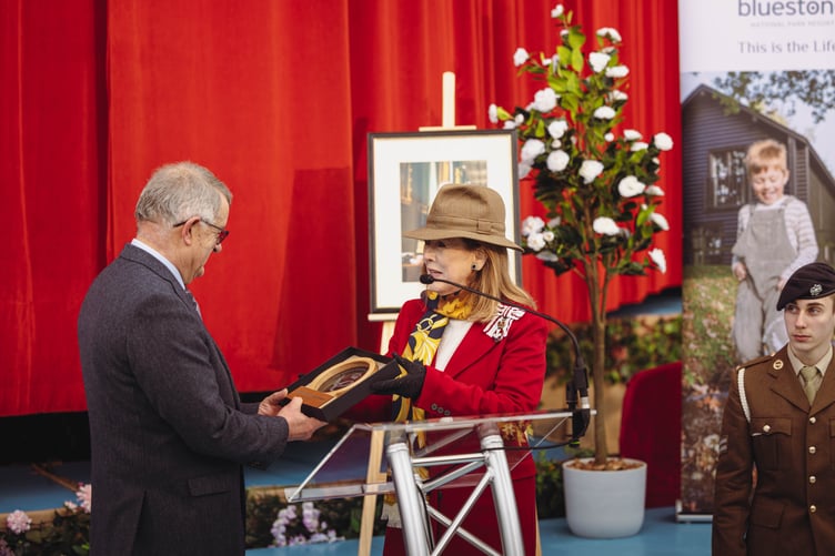 His Majesty’s Lord-Lieutenant of Dyfed Miss Sara Edwards presents the award to CEO William McNamara