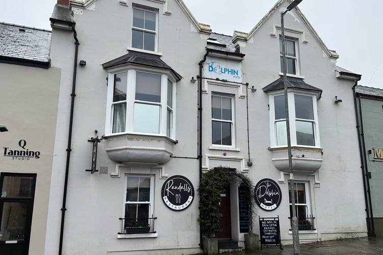 Randalls Restaurant, Dolphin Hotel