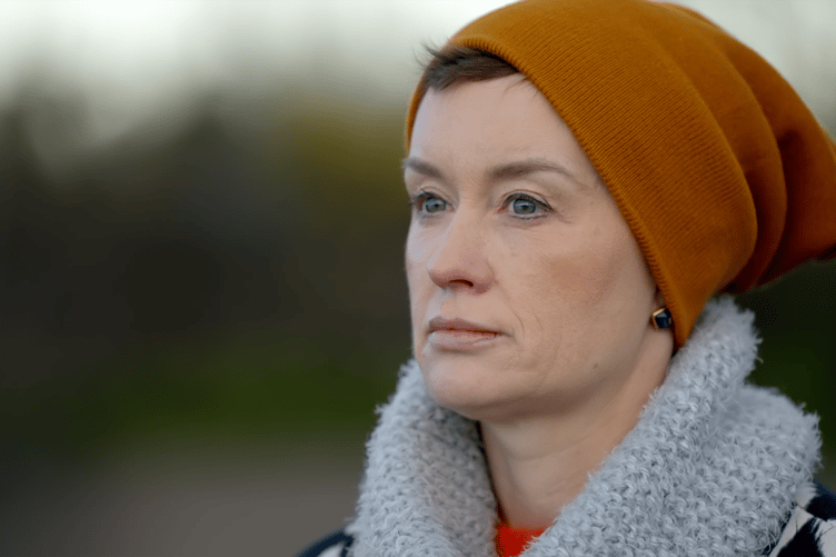 Maxine Hughes - Canser ar Ba Gost