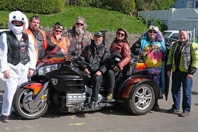 Members of the 3 Amigos at Pembroke