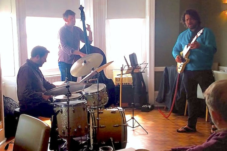 Messore Thorne Jones Trio at the Clarence House Hotel