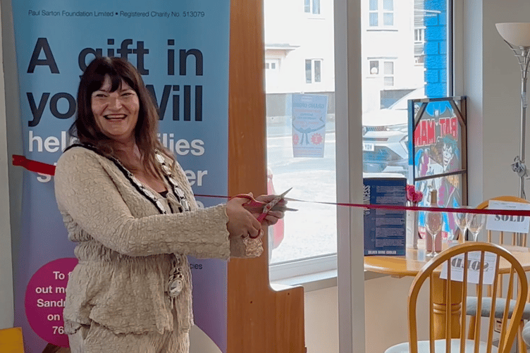 Pembroke Dock Mayor Cllr Michele Wiggins cutting the ribbon on the new extension Paul Sartori Store