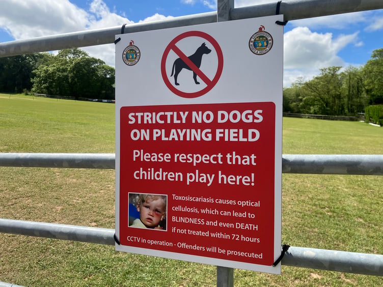 Saundersfoot Sports and Social Club has issued a renewed warning to irresponsible dog walkers to keep off the seaside village’s sports pitch