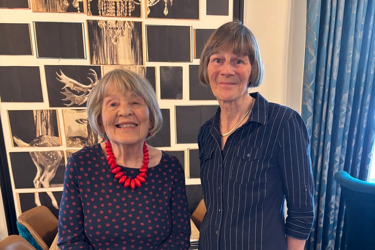 Narberth Ladies Probus’ acting president Sonia welcomed Vicky Tomlinson for a talk about the seven ages of Ynys Bŷr (Caldey Island).