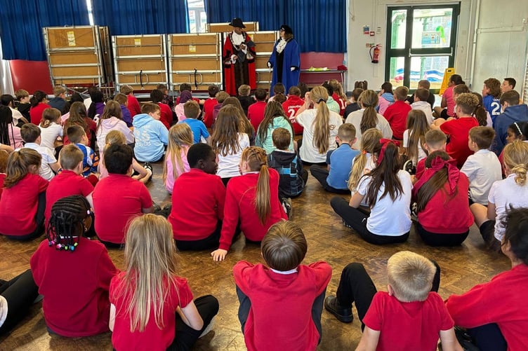 Haverfordwest Mayor and Sheriff visit Fenton Primary School