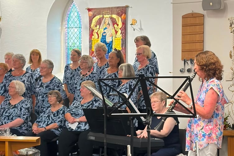 Can You Feel The Love Tonight? Neyland Ladies Choir, with their accompanist Miranda Davies and Julie Conybeare on clarinet